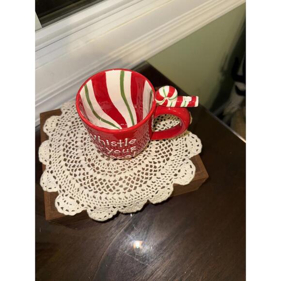 Hallmark "Whistle For Your Cocoa"  Red Ceramic 12 oz Christmas Coffee Mug - Picture 6 of 8